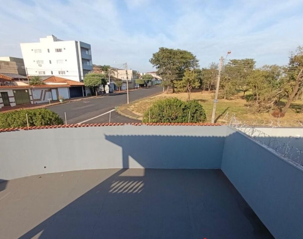 Sobrado, 3 quartos, 300 m² - Foto 1