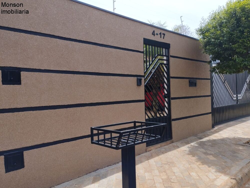 Casa à venda com 3 quartos - Foto 1