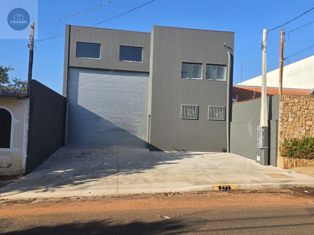 Depósito-Galpão-Armazém para alugar, 379m² - Foto 1