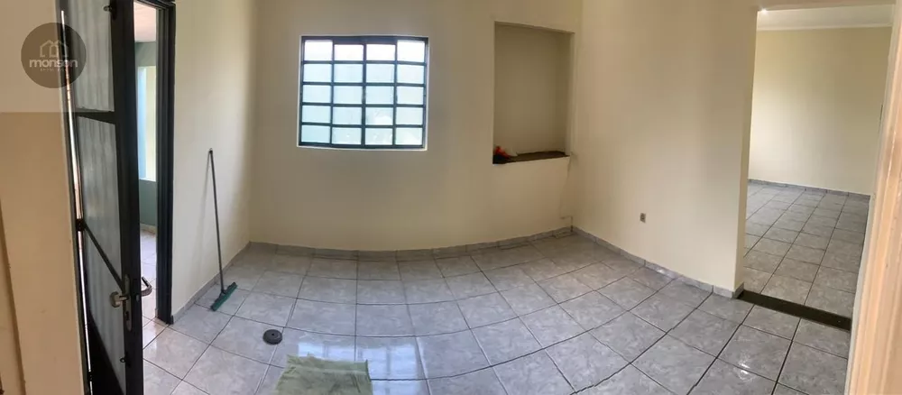 Casa, 2 quartos, 880 m² - Foto 2