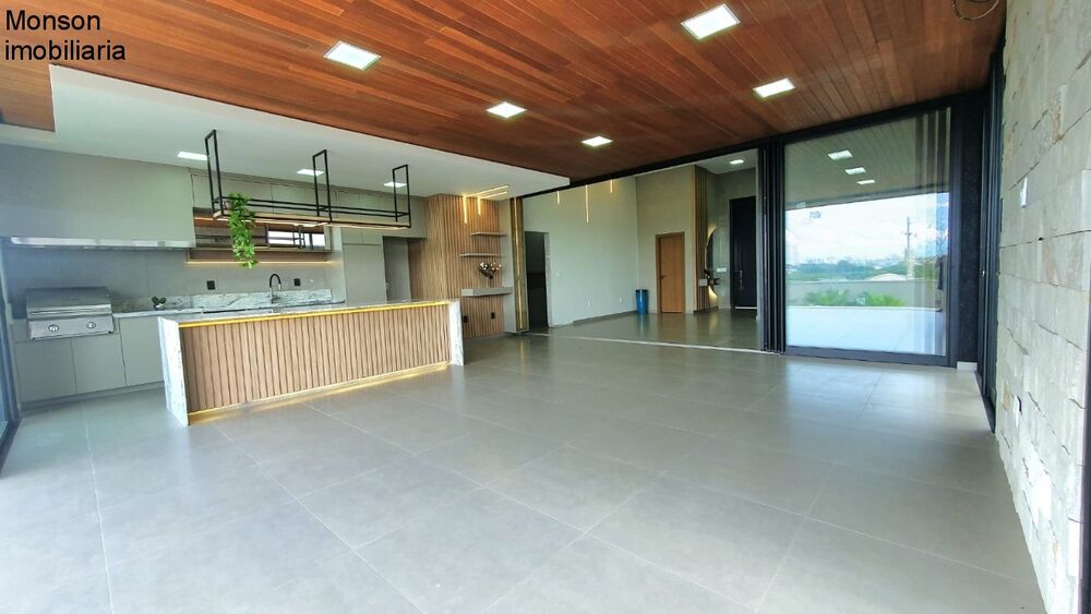 Casa à venda com 3 quartos, 232m² - Foto 2
