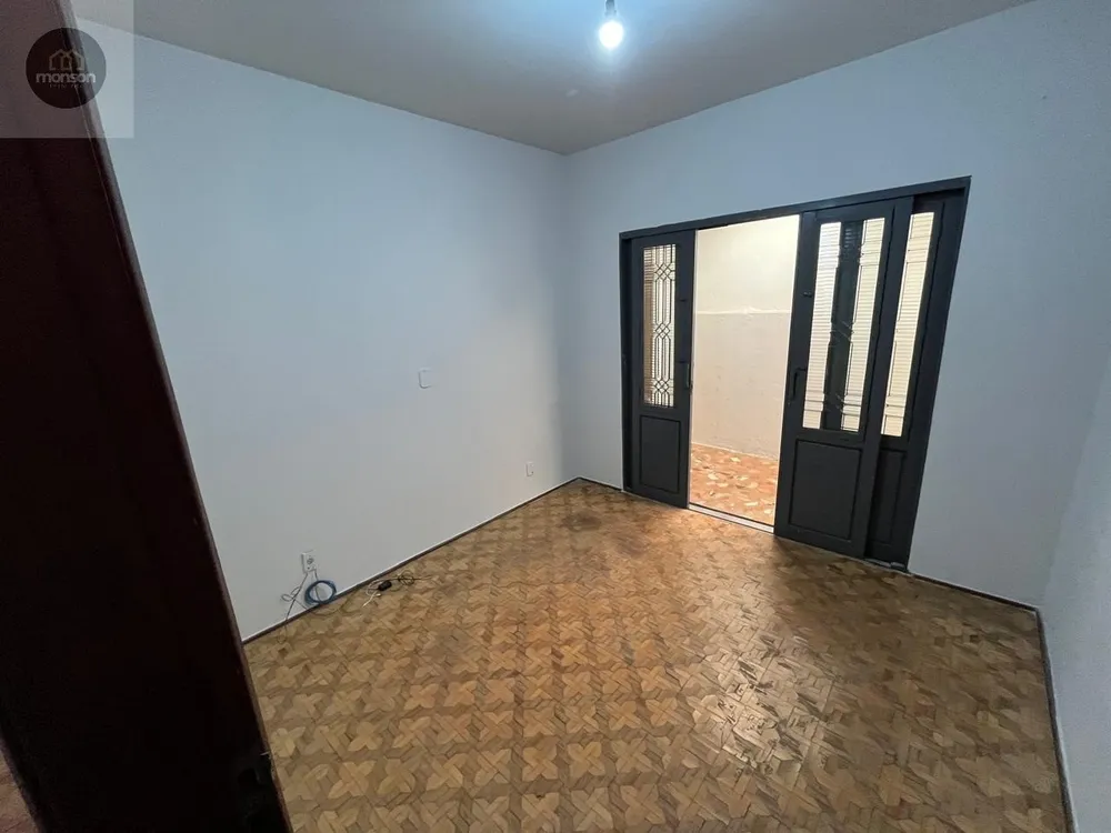 Casa, 3 quartos, 231 m² - Foto 3