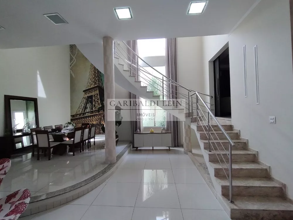 Casa, 3 quartos, 290 m² - Foto 3