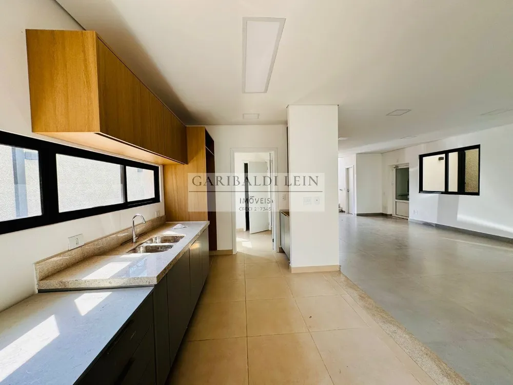Casa, 3 quartos, 209 m² - Foto 4