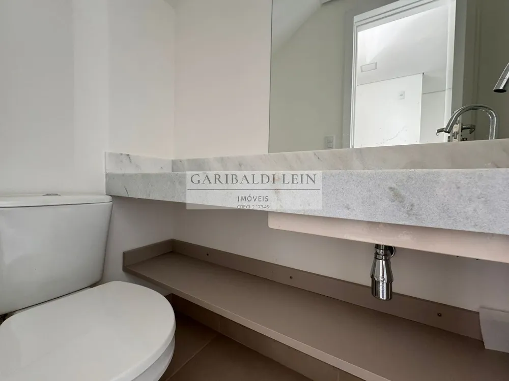 Casa, 3 quartos, 209 m² - Foto 1
