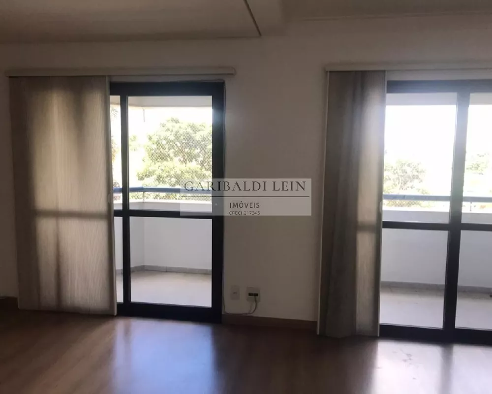 Apartamento à venda com 4 quartos, 161m² - Foto 4