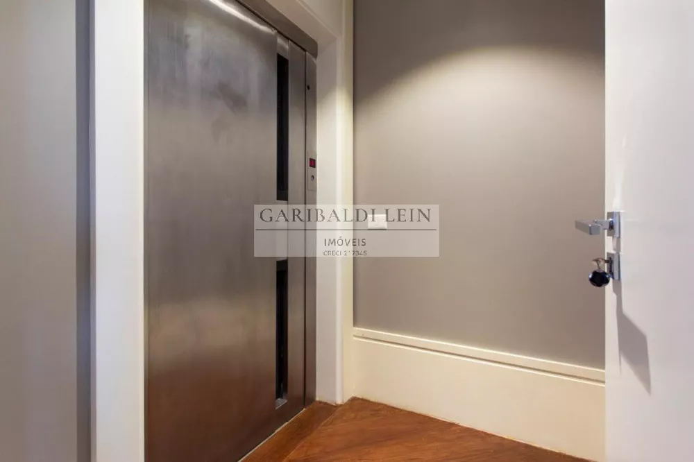 Apartamento à venda com 4 quartos, 670m² - Foto 2