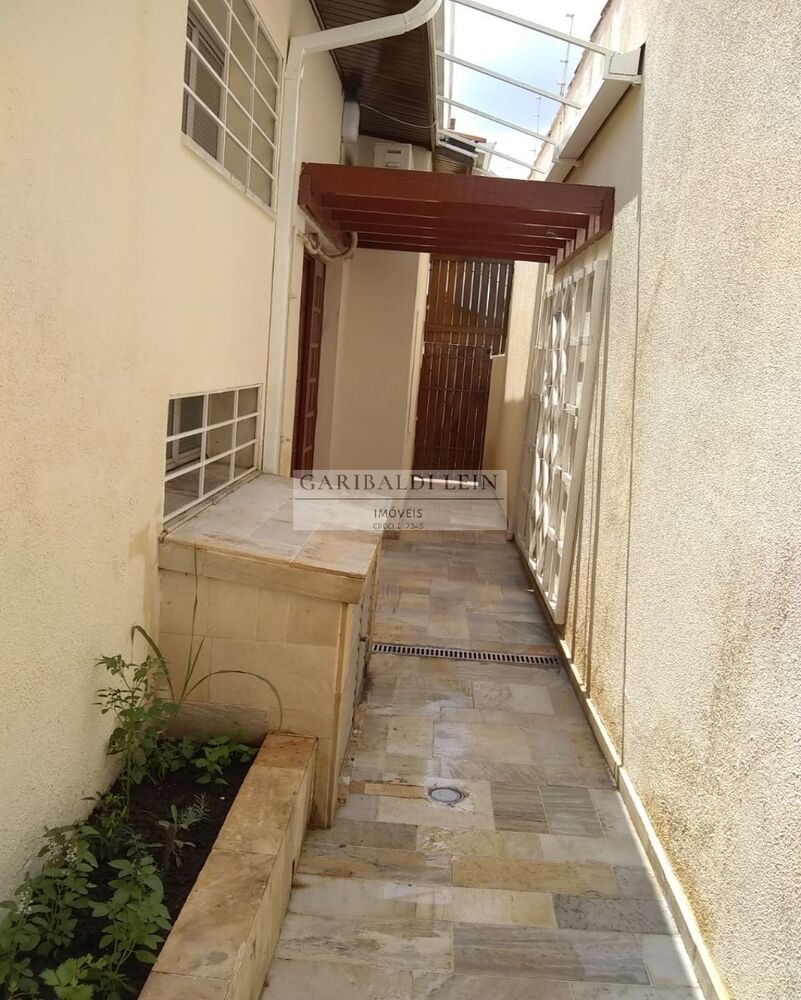 Casa, 3 quartos, 169 m² - Foto 2