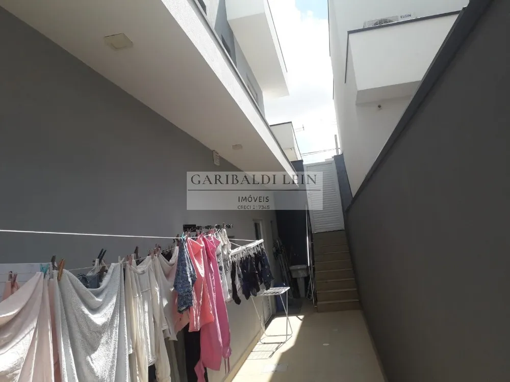 Casa, 3 quartos, 200 m² - Foto 1