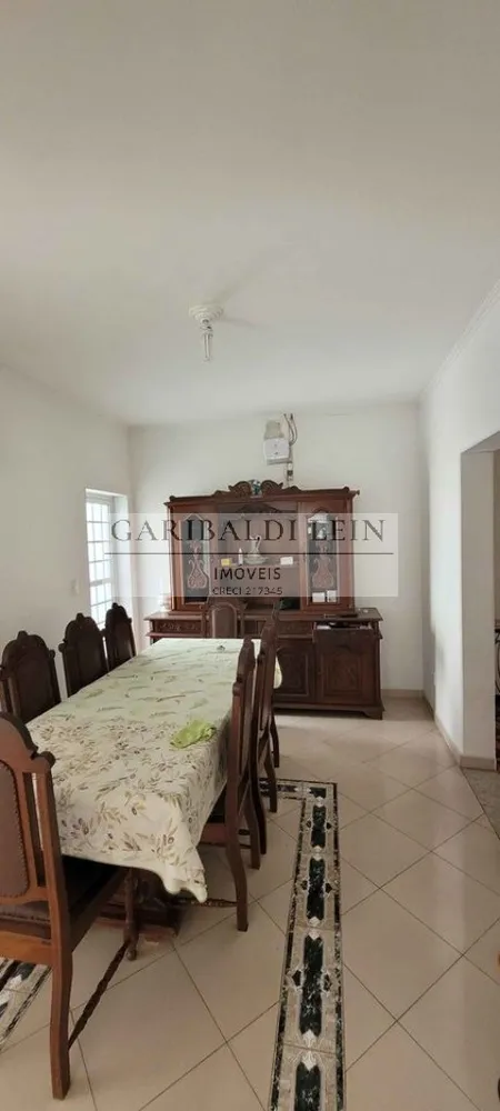 Casa, 3 quartos, 211 m² - Foto 4