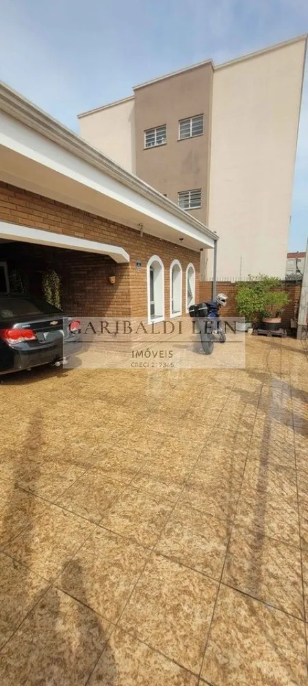 Casa, 3 quartos, 211 m² - Foto 2