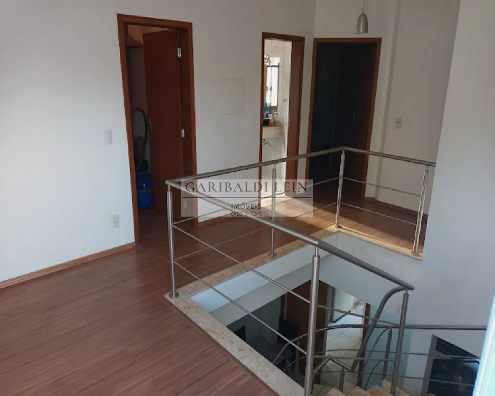 Casa à venda com 3 quartos, 190m² - Foto 8