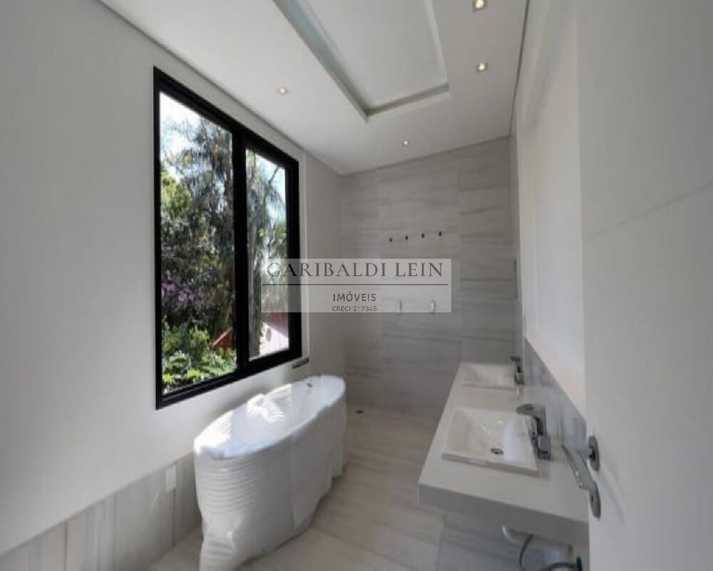 Casa, 5 quartos, 307 m² - Foto 3