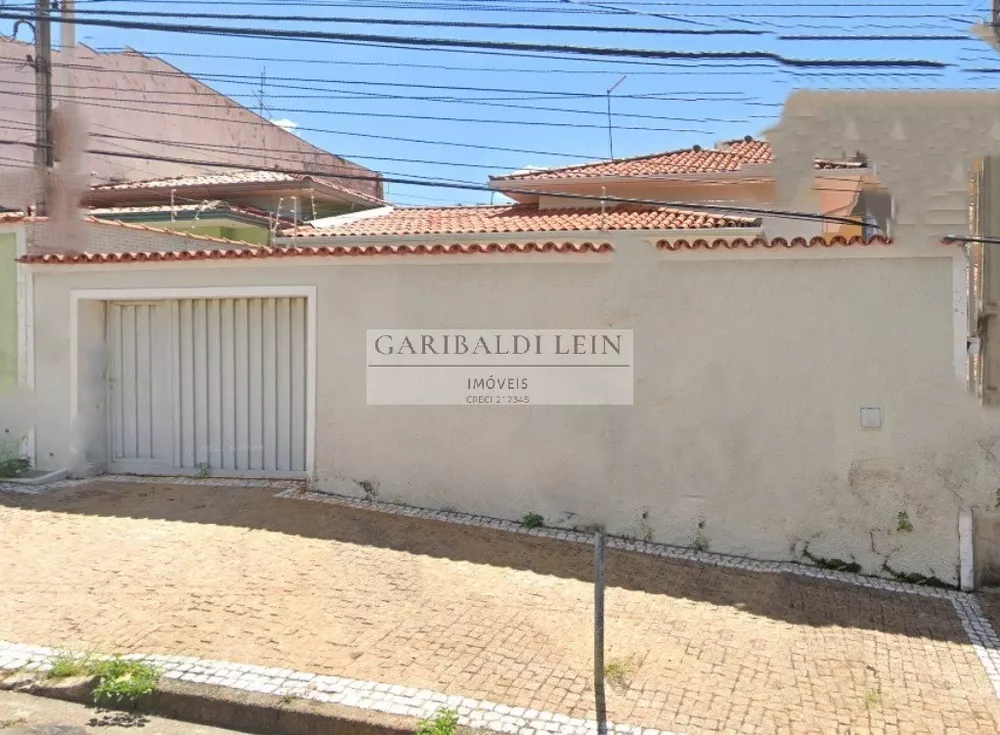 Casa à venda com 4 quartos, 296m² - Foto 2