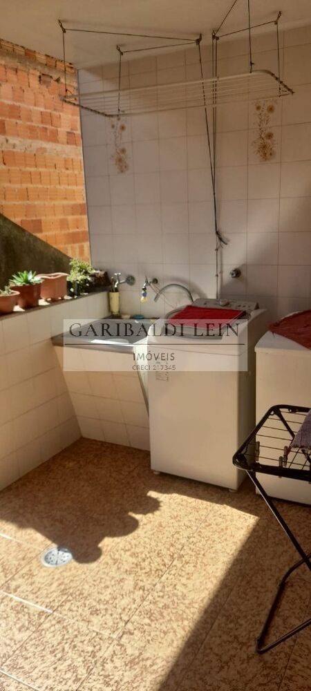 Casa, 3 quartos, 225 m² - Foto 1