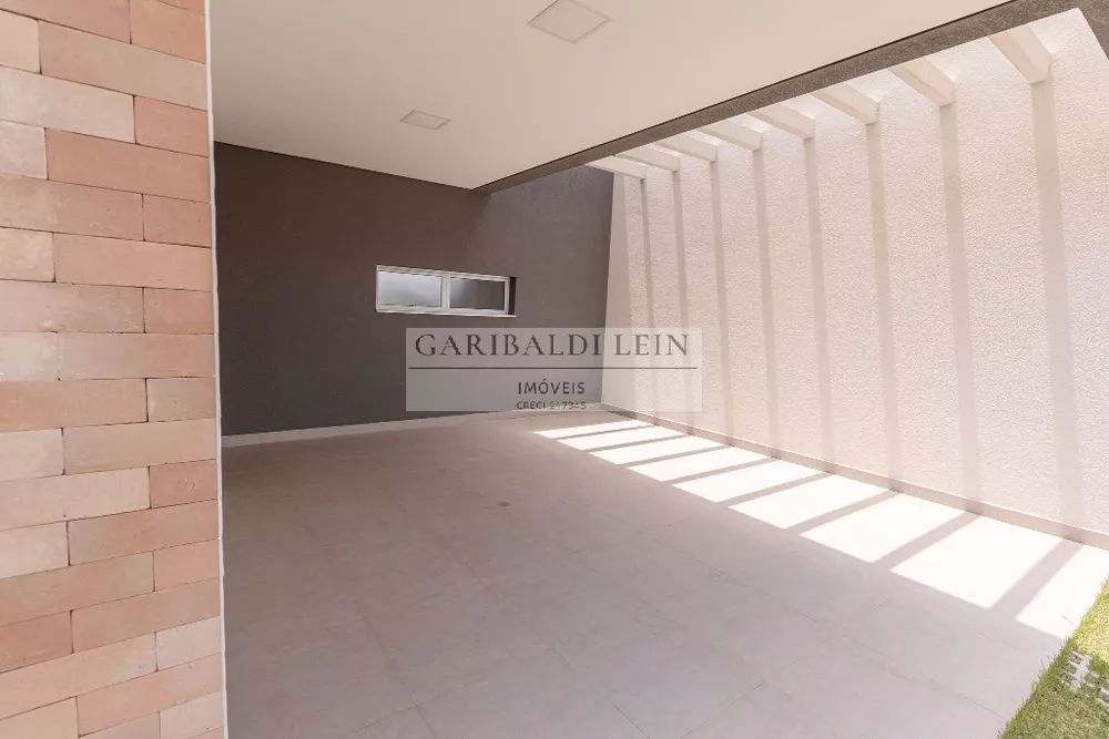 Casa à venda com 3 quartos, 169m² - Foto 4