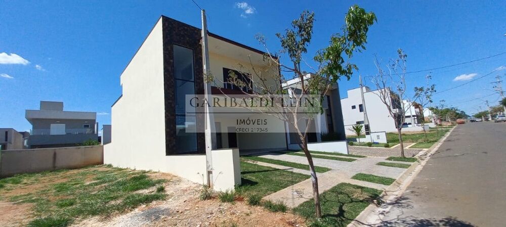 Casa, 3 quartos, 180 m² - Foto 1