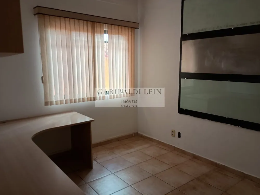 Casa, 3 quartos, 247 m² - Foto 8