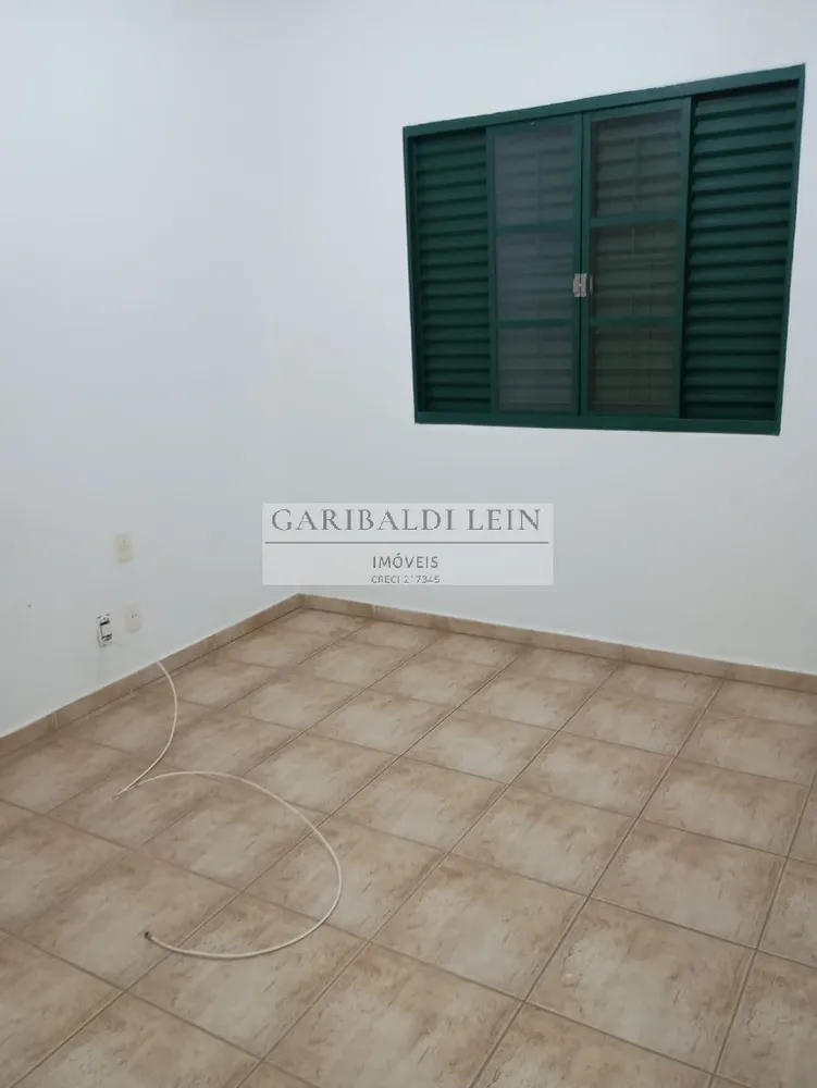 Casa, 3 quartos, 247 m² - Foto 3