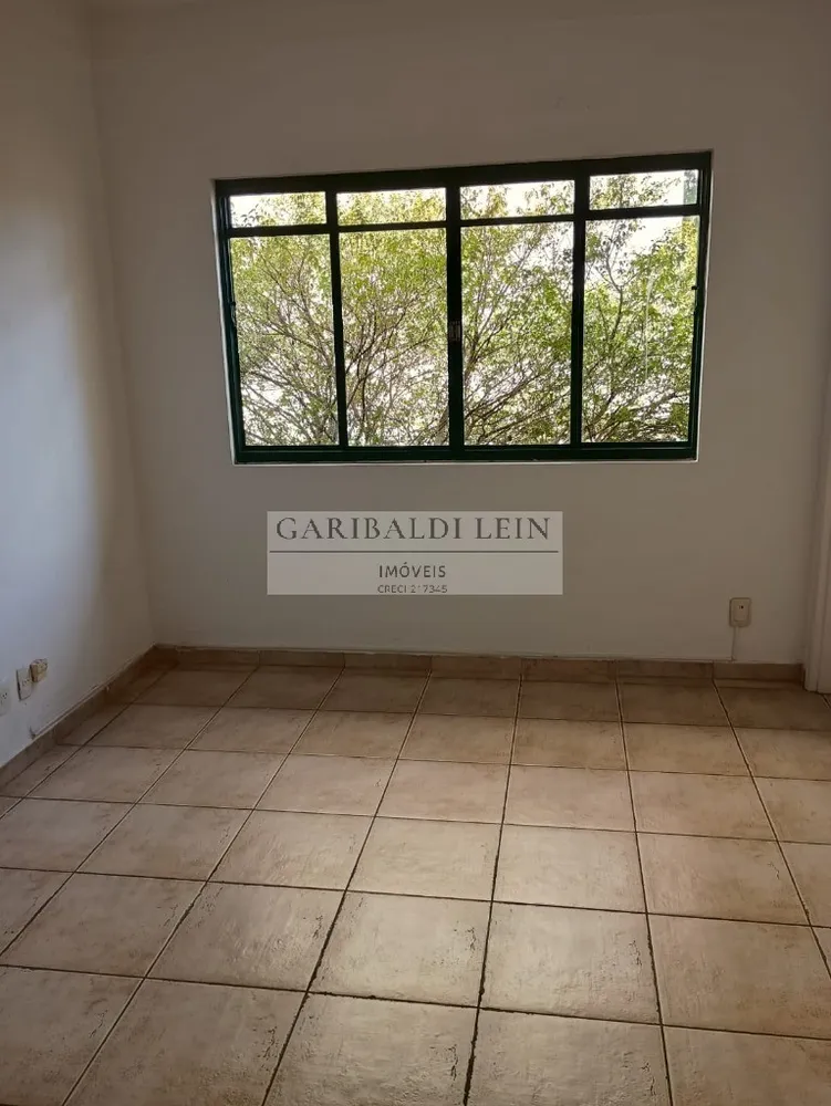 Casa, 3 quartos, 247 m² - Foto 2