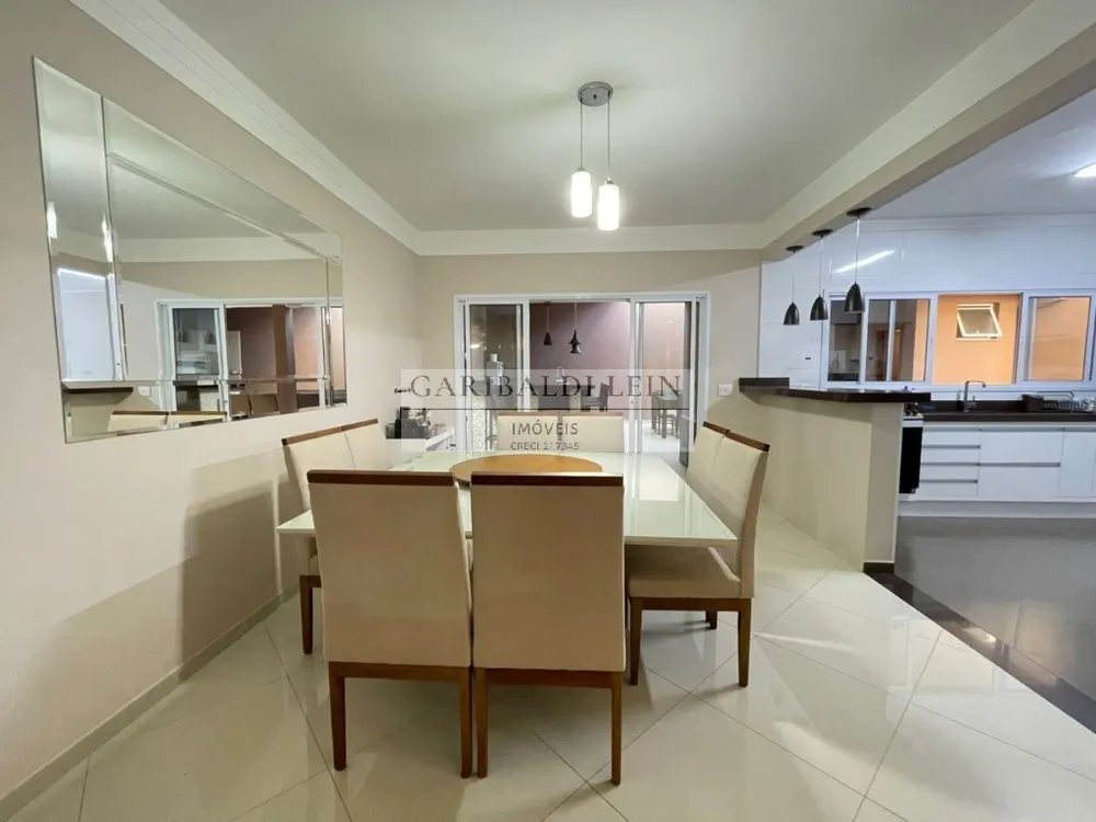 Casa, 3 quartos, 250 m² - Foto 3