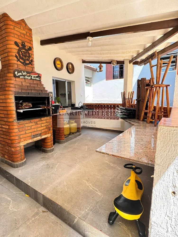 Casa, 3 quartos, 300 m² - Foto 1