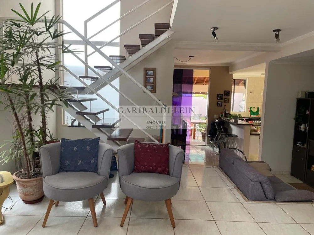 Casa, 3 quartos, 180 m² - Foto 3