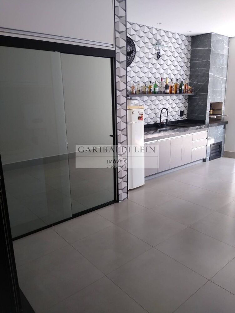 Casa, 3 quartos, 155 m² - Foto 1