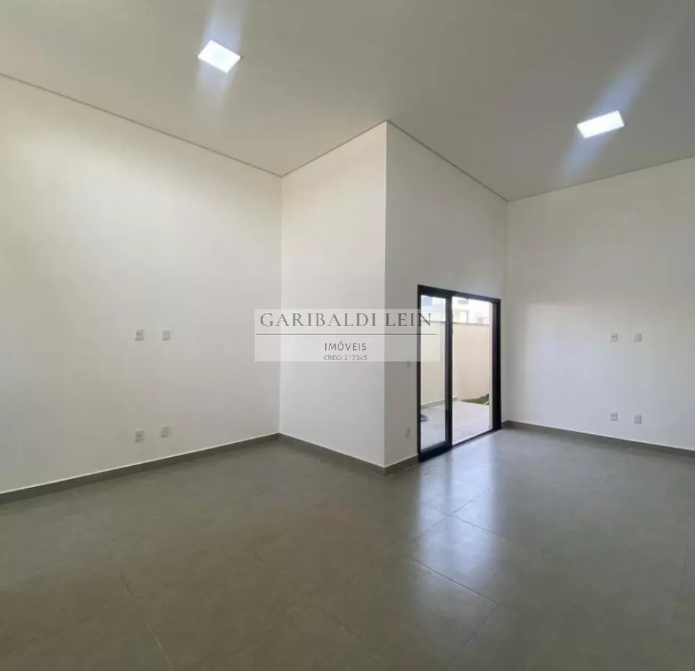 Casa à venda com 3 quartos, 137m² - Foto 3