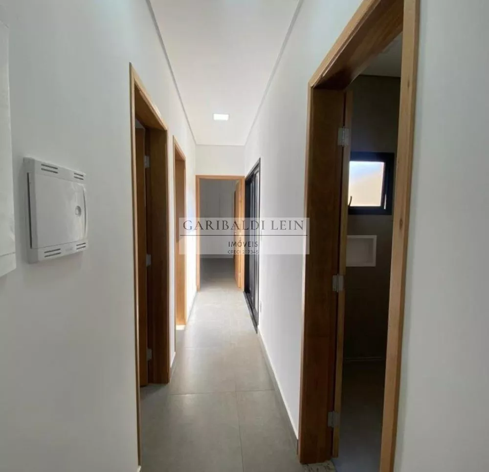 Casa à venda com 3 quartos, 137m² - Foto 4