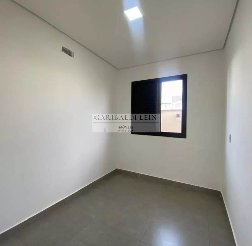 Casa à venda com 3 quartos, 137m² - Foto 8