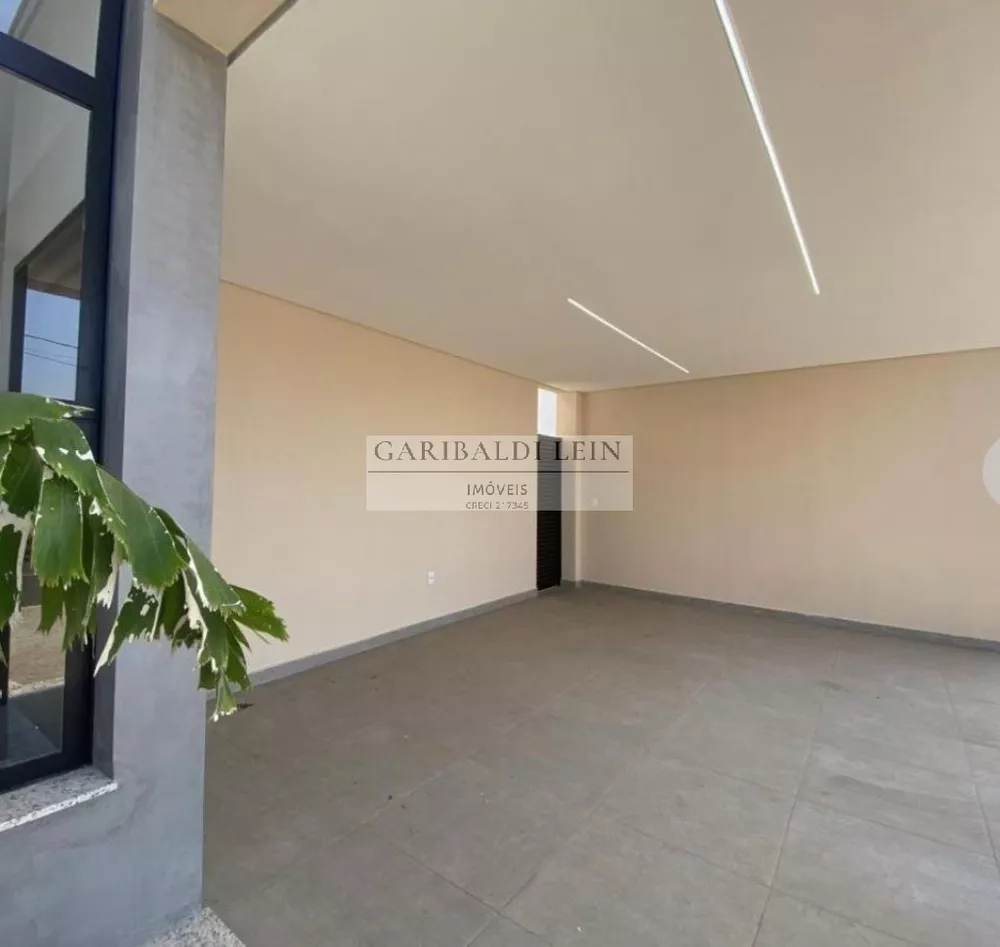 Casa à venda com 3 quartos, 137m² - Foto 2