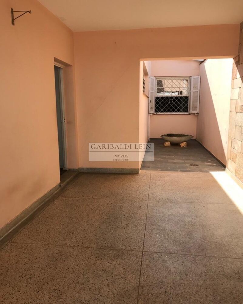 Casa, 3 quartos, 325 m² - Foto 1