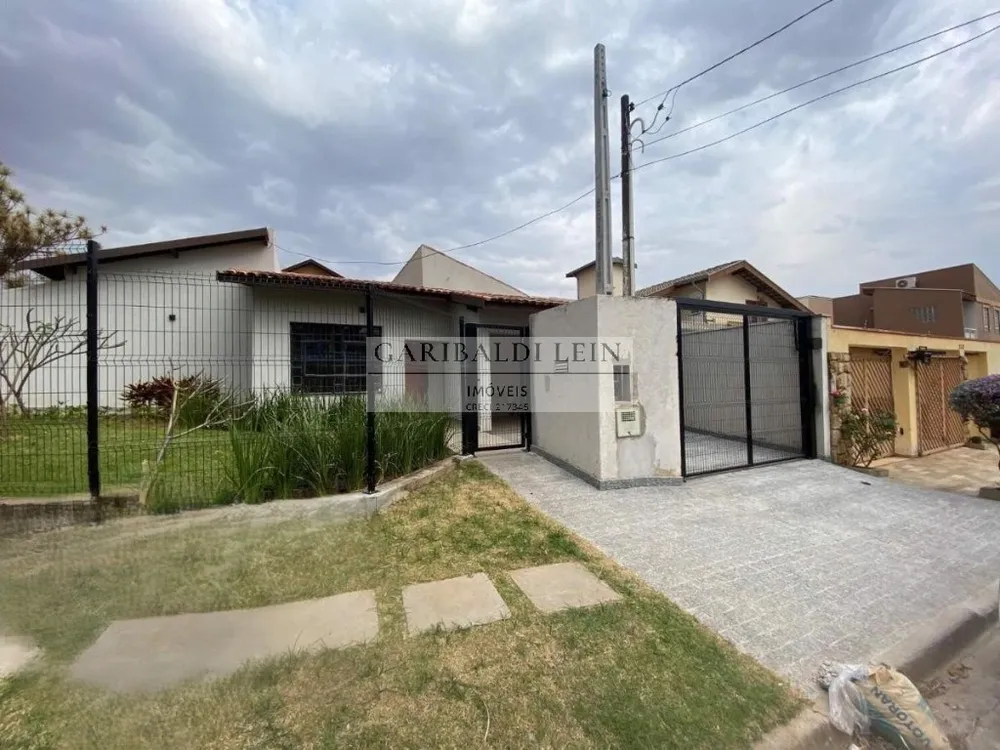 Casa, 3 quartos, 240 m² - Foto 1