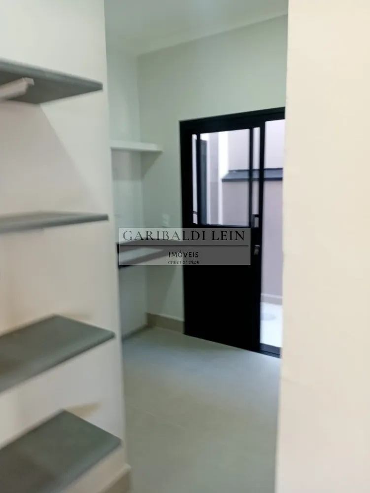 Casa, 3 quartos, 226 m² - Foto 1