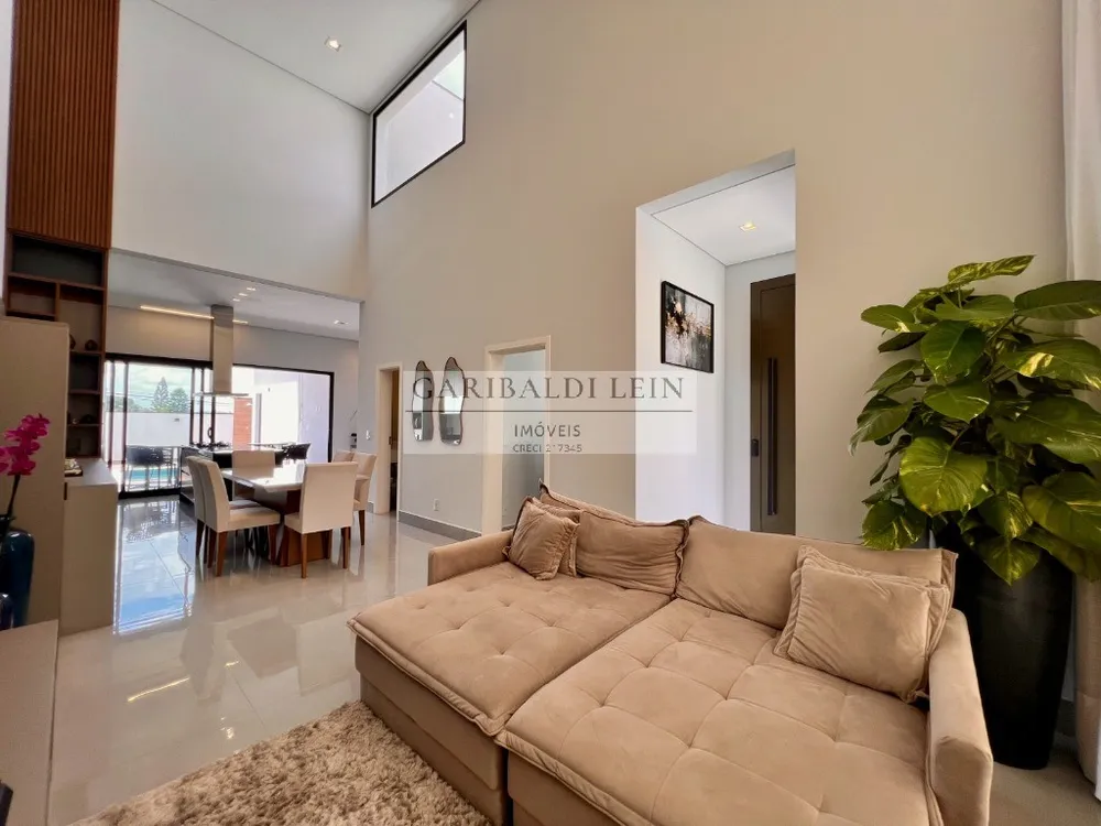 Casa, 3 quartos, 175 m² - Foto 1