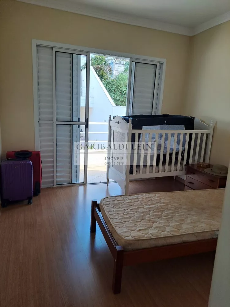 Casa, 4 quartos, 339 m² - Foto 2