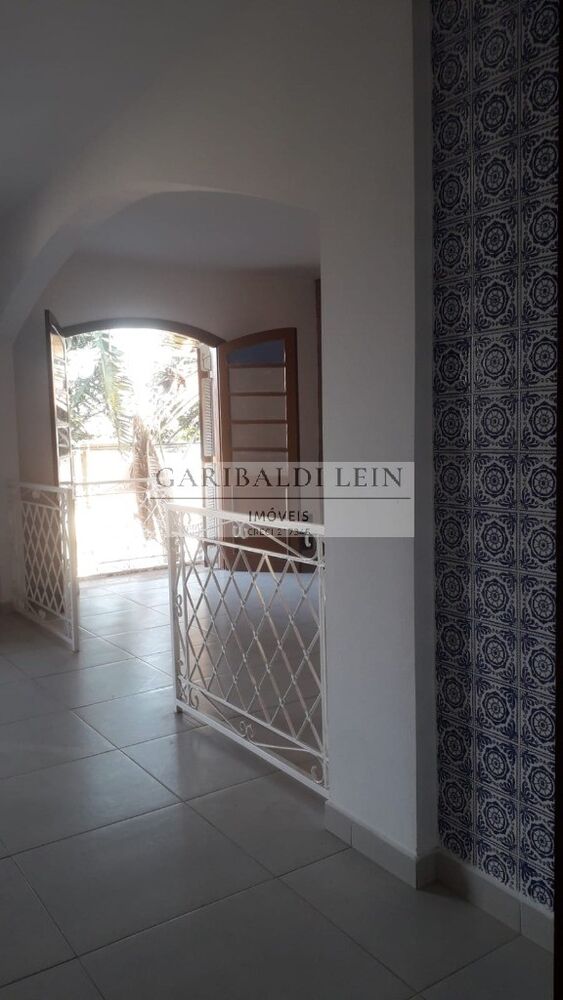 Casa, 3 quartos, 280 m² - Foto 2