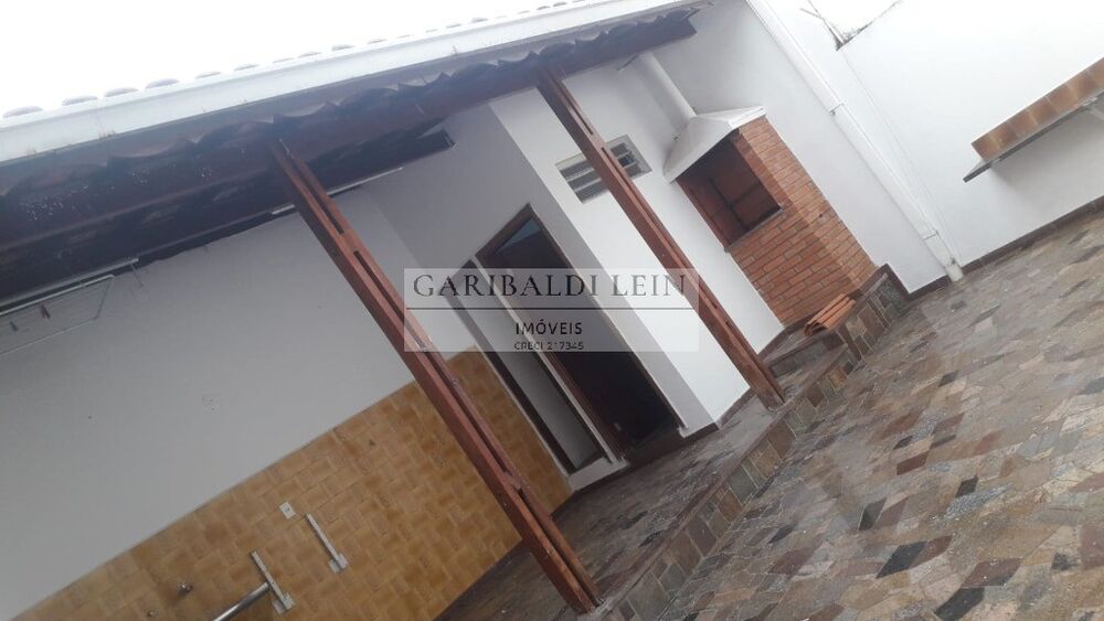 Casa, 3 quartos, 280 m² - Foto 1
