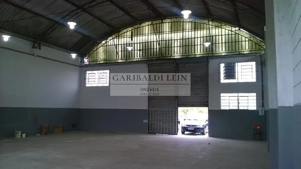 Depósito-Galpão, 195 m² - Foto 1