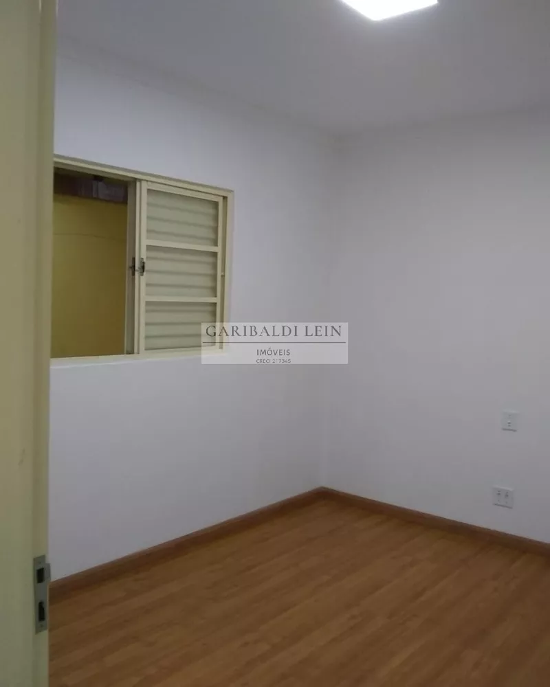 Casa à venda com 3 quartos, 70m² - Foto 10