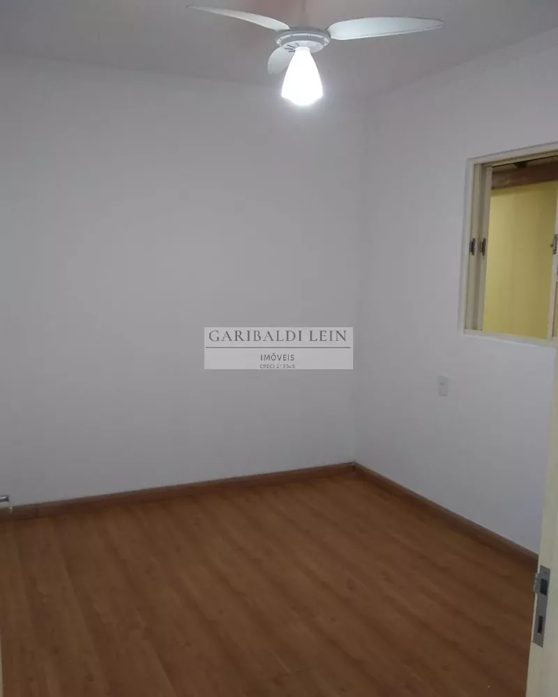 Casa à venda com 3 quartos, 70m² - Foto 8