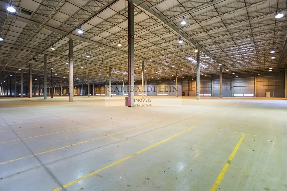 Depósito-Galpão, 24400 m² - Foto 1