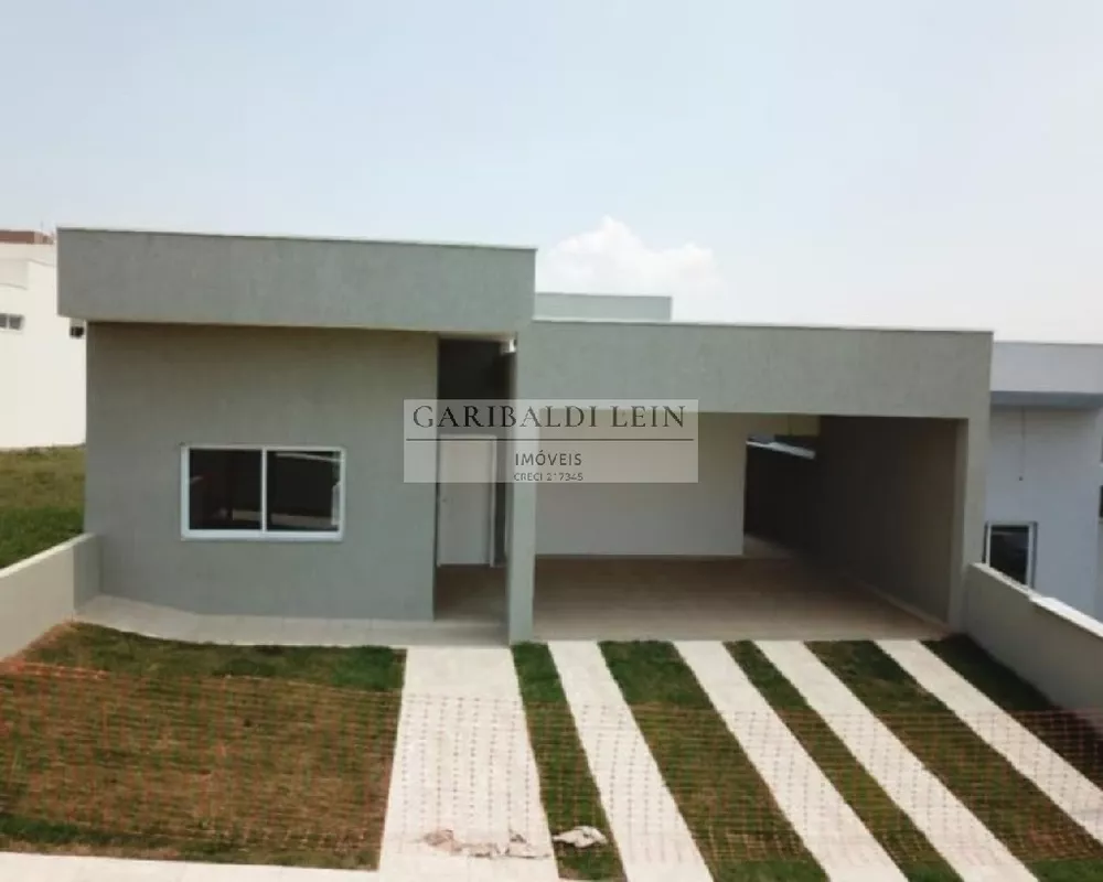 Casa à venda e aluguel com 3 quartos, 155m² - Foto 1