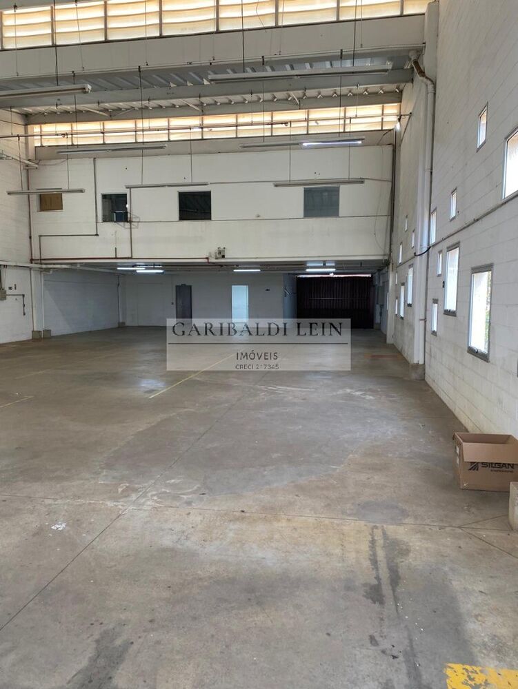 Depósito-Galpão, 1300 m² - Foto 1