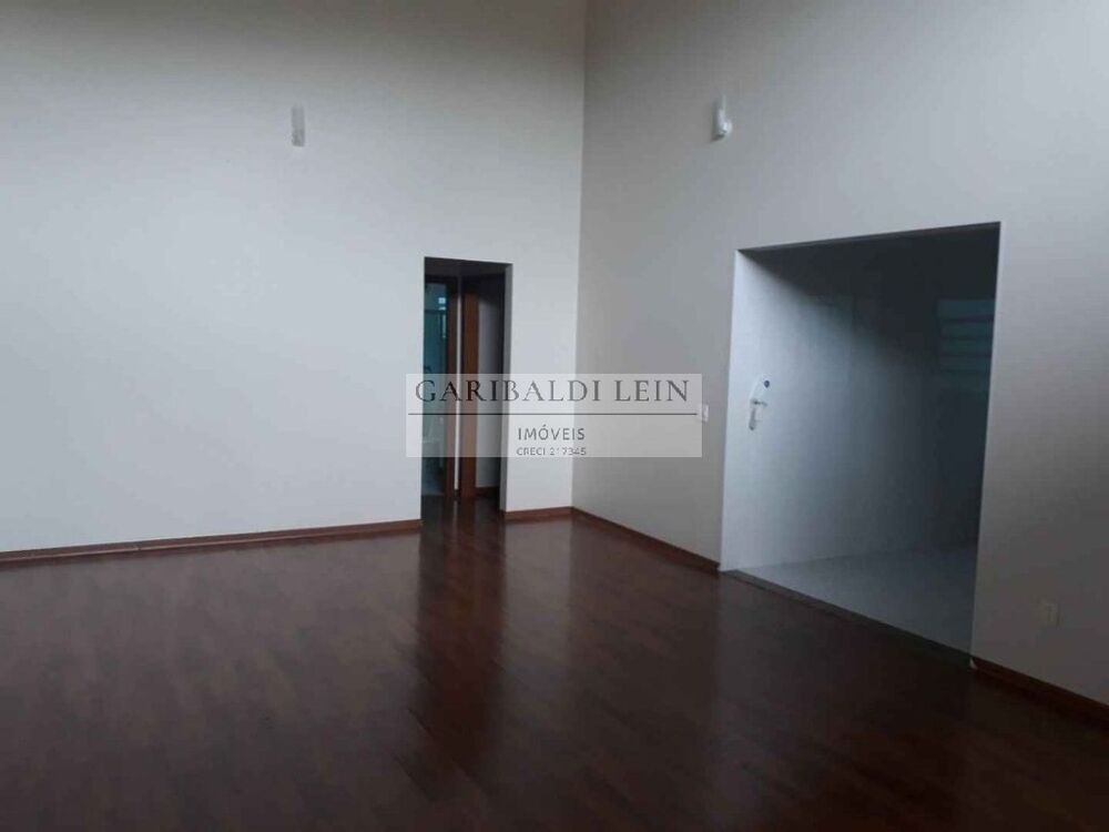 Casa, 2 quartos, 250 m² - Foto 1