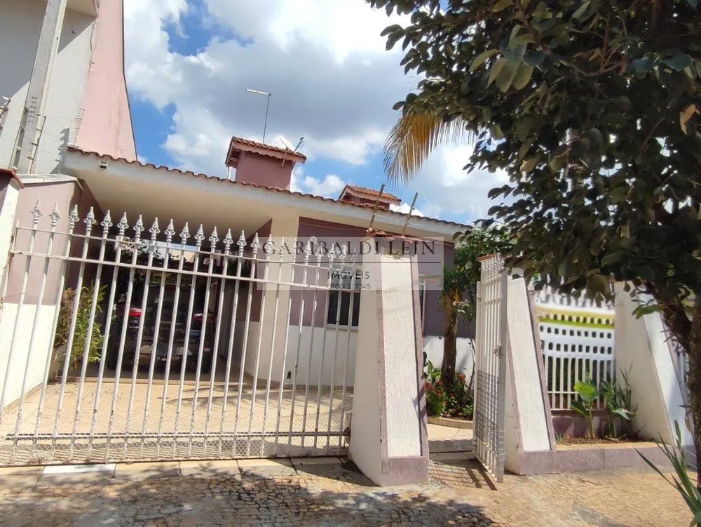 Casa, 3 quartos, 164 m² - Foto 1