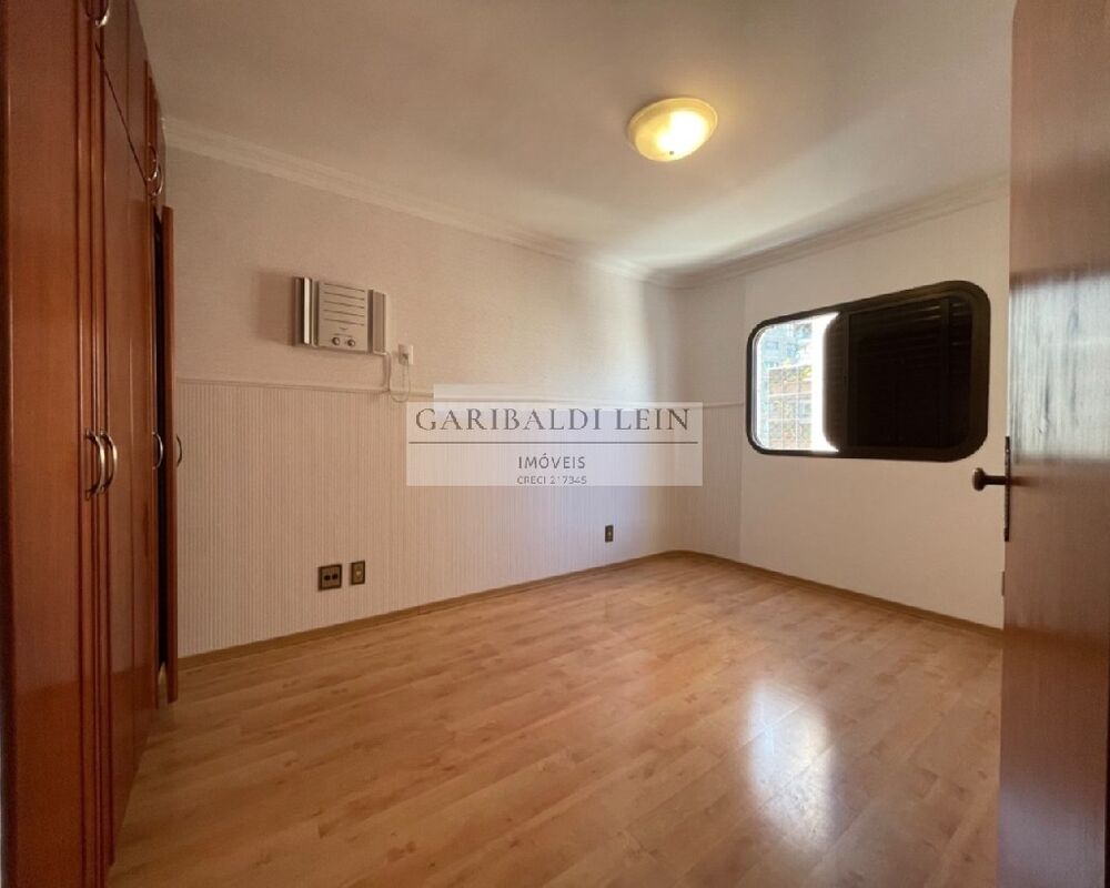 Apartamento, 3 quartos, 215 m² - Foto 3