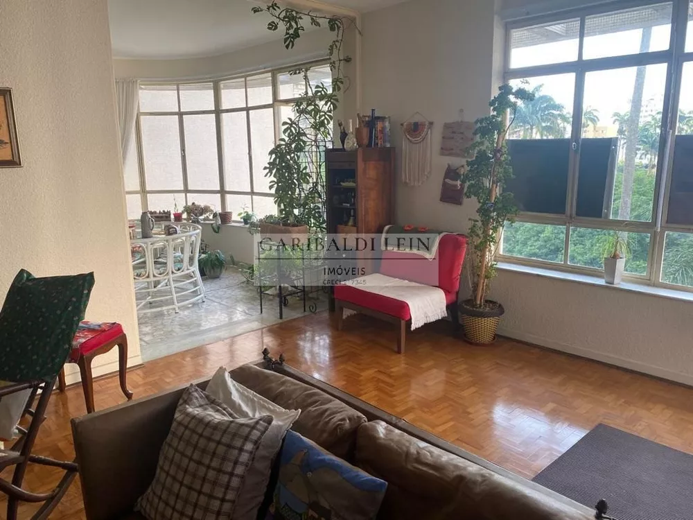 Apartamento à venda com 3 quartos, 170m² - Foto 3