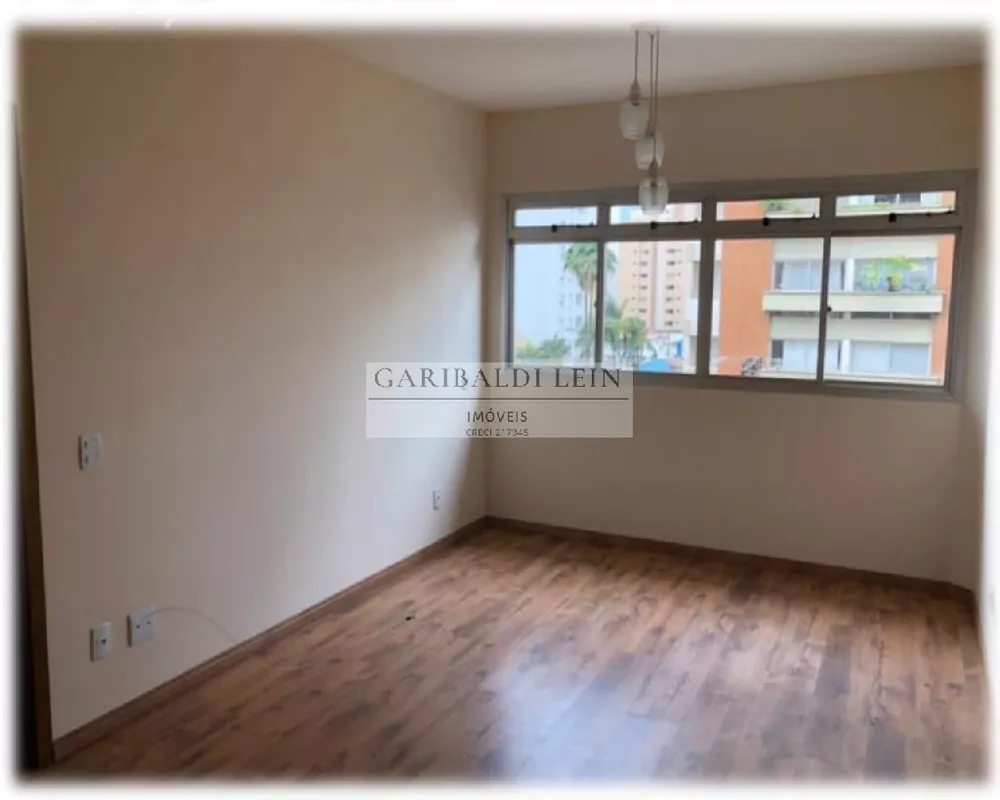 Apartamento à venda com 2 quartos, 71m² - Foto 2